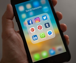 Social Media Marketing (SMM)